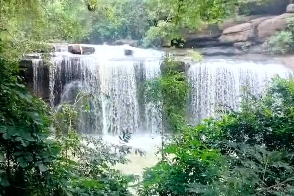 Siyadevi Waterfall