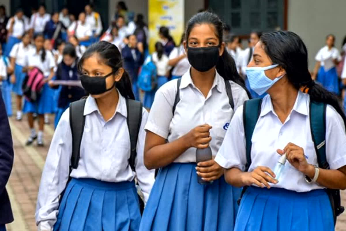 Good News For School Students: 10वीं पास बच्चों के लिए गुड न्यूज़, सरकार ने किया बड़ा ऐलान, शुरू की ये खास योजना…