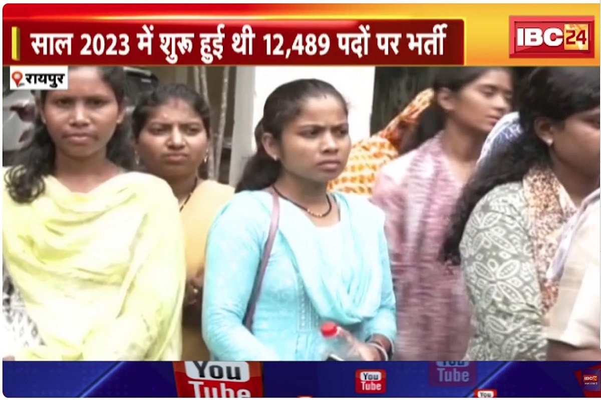 Chhattisgarh teacher bharti update: छत्तीसगढ़ में फिर शुरू होगी शिक्षक भर्ती प्रक्रिया! ST आयोग पहुंचे अभ्यर्थी, रुकी हुई है 12489 पदों पर भर्ती