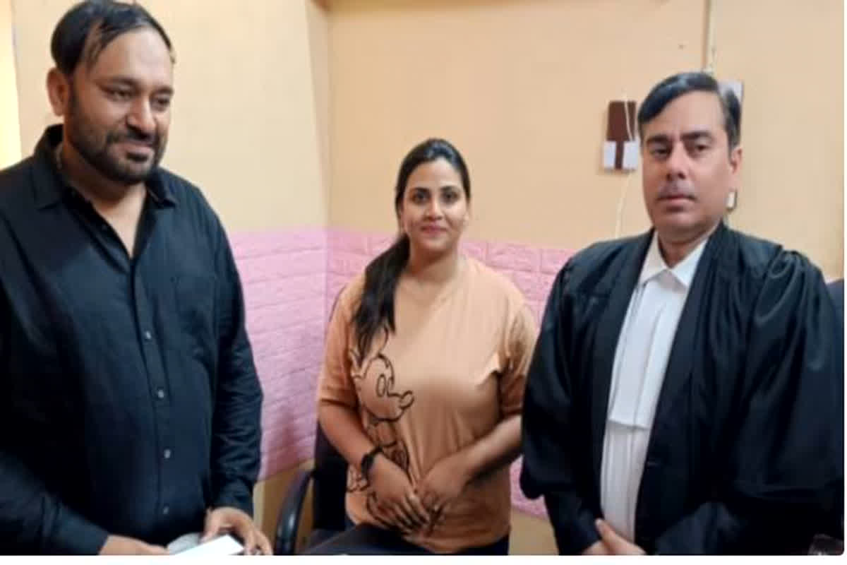 Anupama Yadav surrendered in Court : मशहूर भोजपुरी गायिका ने कोर्ट में किया सरेंडर, इस मामले में हुई थी FIR