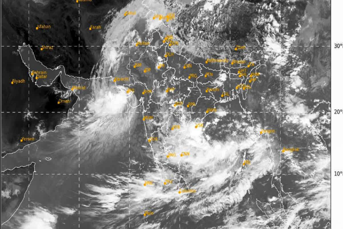 Cyclone Asna Alert: सावधान… अब तबाही मचाने आ रहा भयंकर चक्रवात असना! इन राज्यों में भारी बारिश का रेड अलर्ट जारी