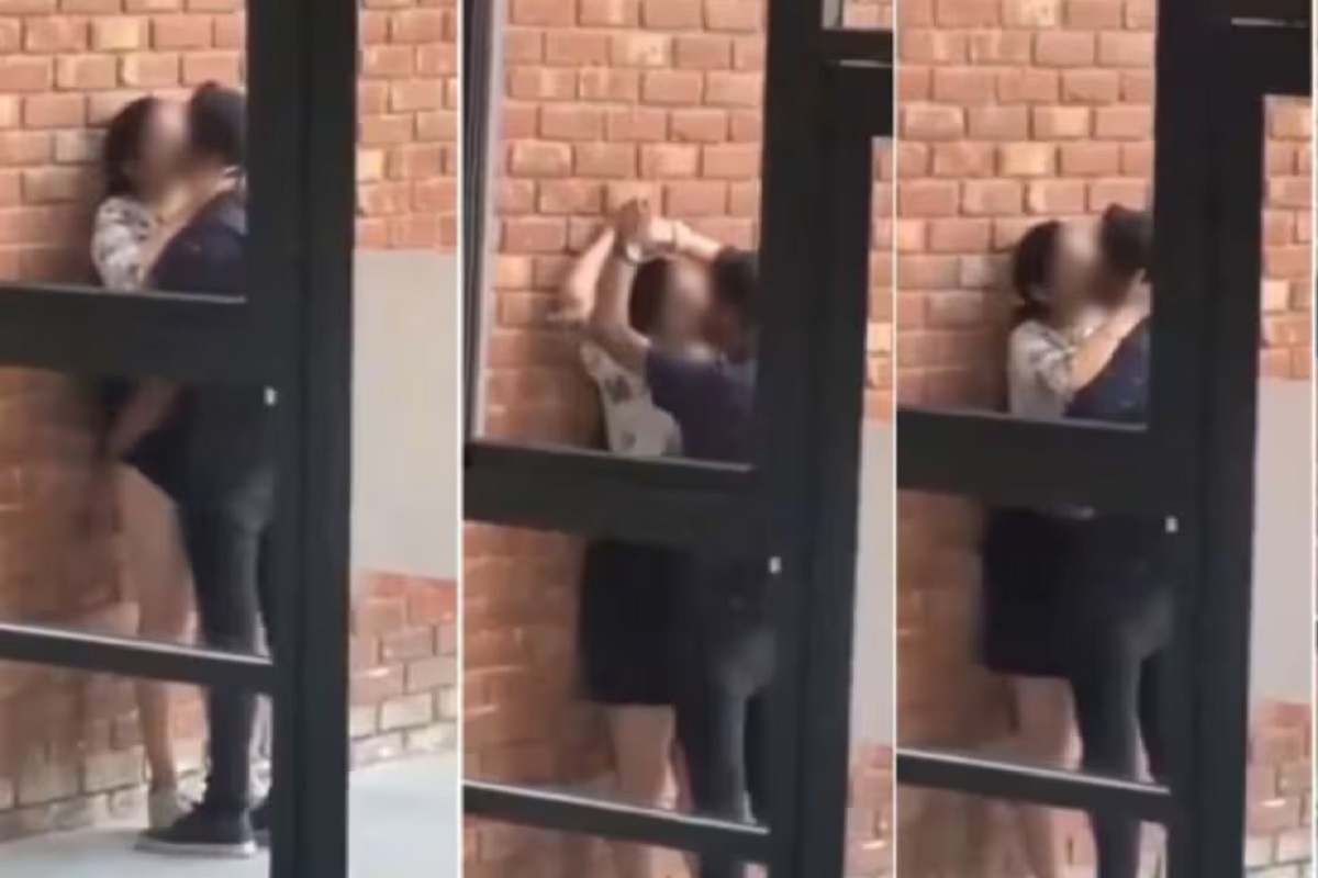Students Kissing Viral Video: कॉलेज में खुल्लम-खुल्ला रोमांस, एक-दूसरे को KISS करते दिखे युवक और युवती, सोशल मीडिया पर वायरल हुआ वीडियो