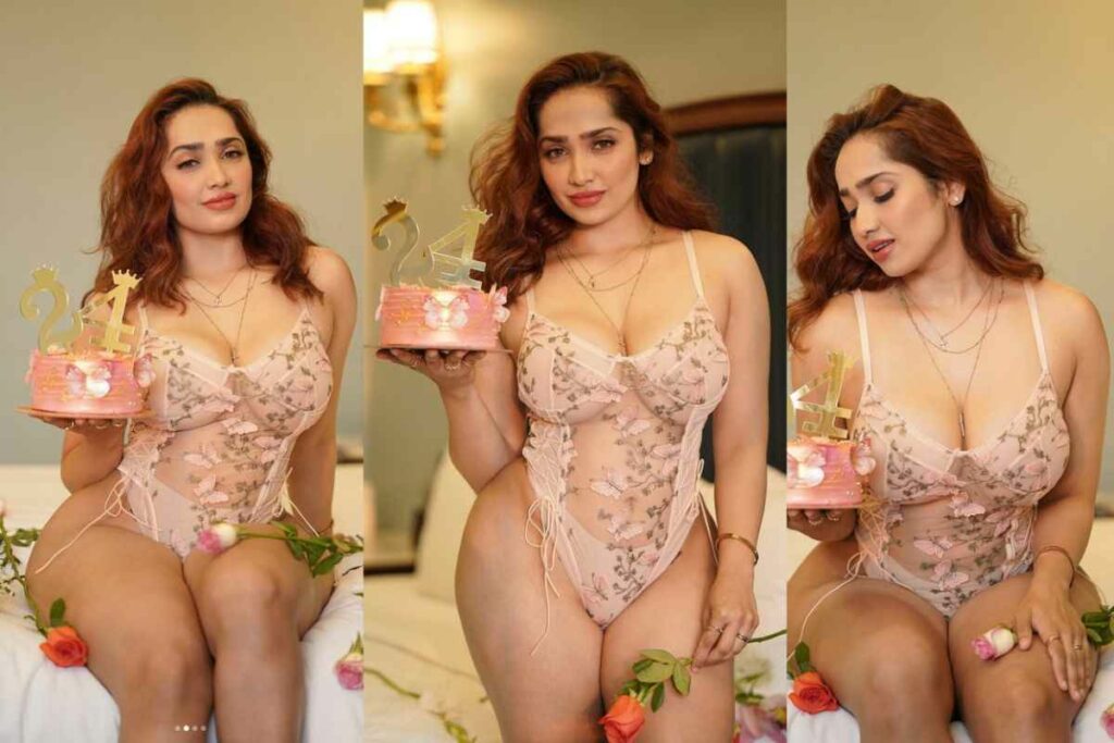 Desi Girl XXXX Free Online HD Aditi Mistry Hot Birthday Pics