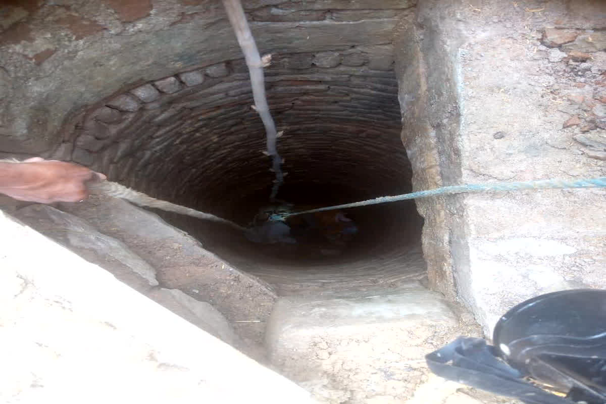 Chhatarpur News: मौत का कुआं… एक ही परिवार के तीन लोगों समेत चार की ली जान, परिवार में मचा कोहराम