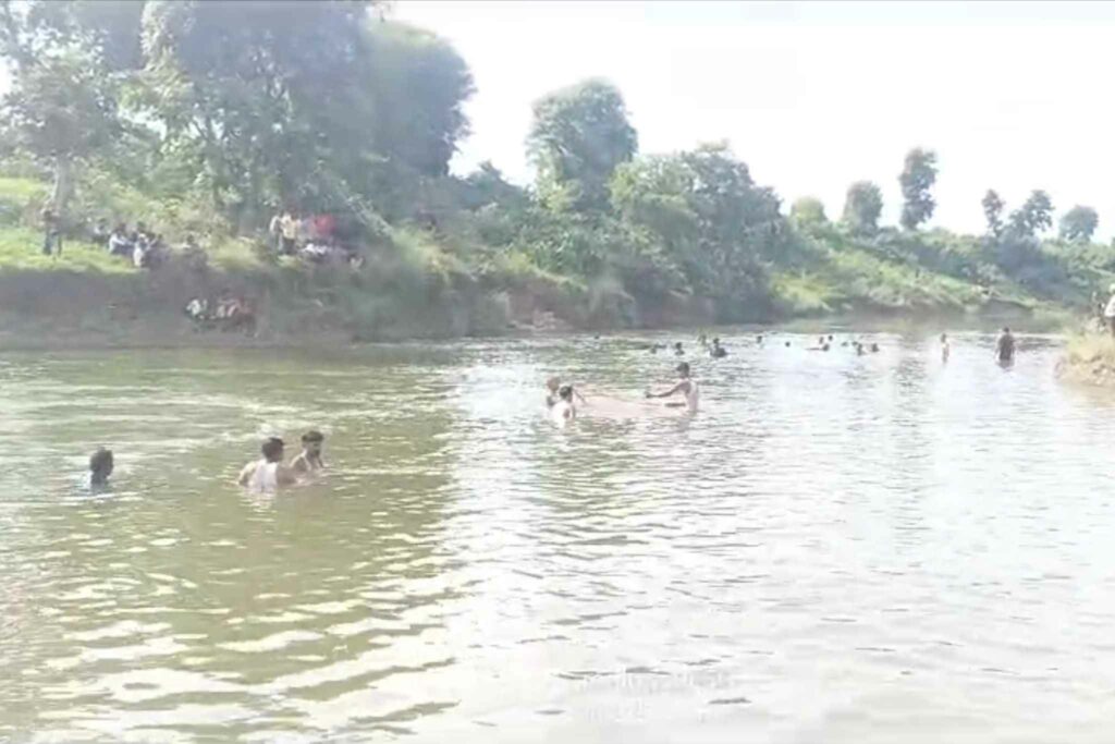 Three children died by drowning in MP