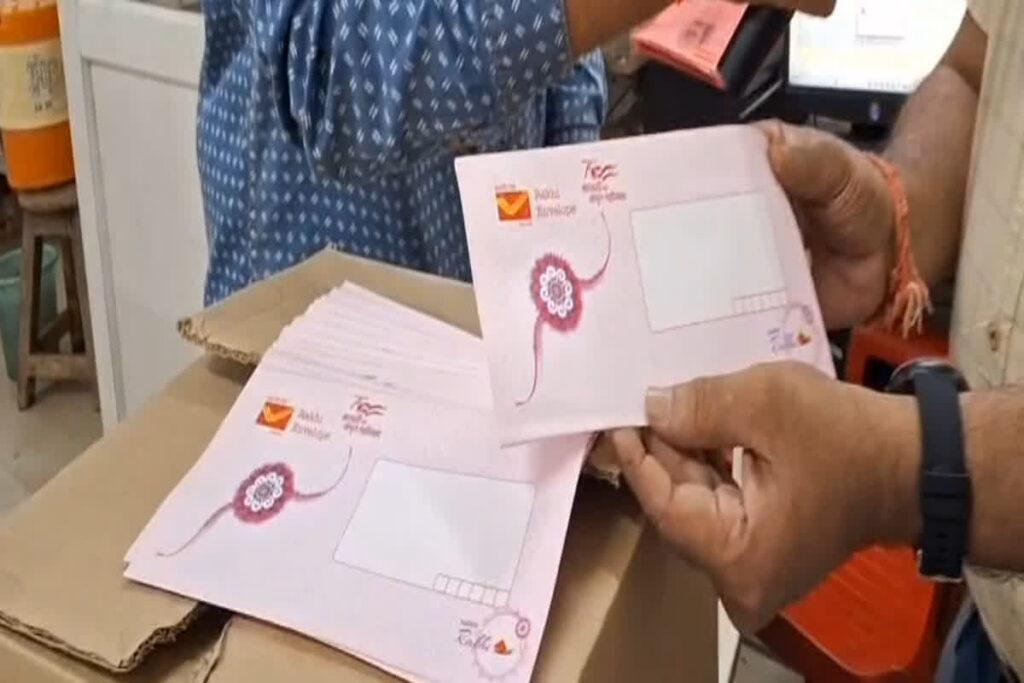 Special Box Service for Rakshabandhan