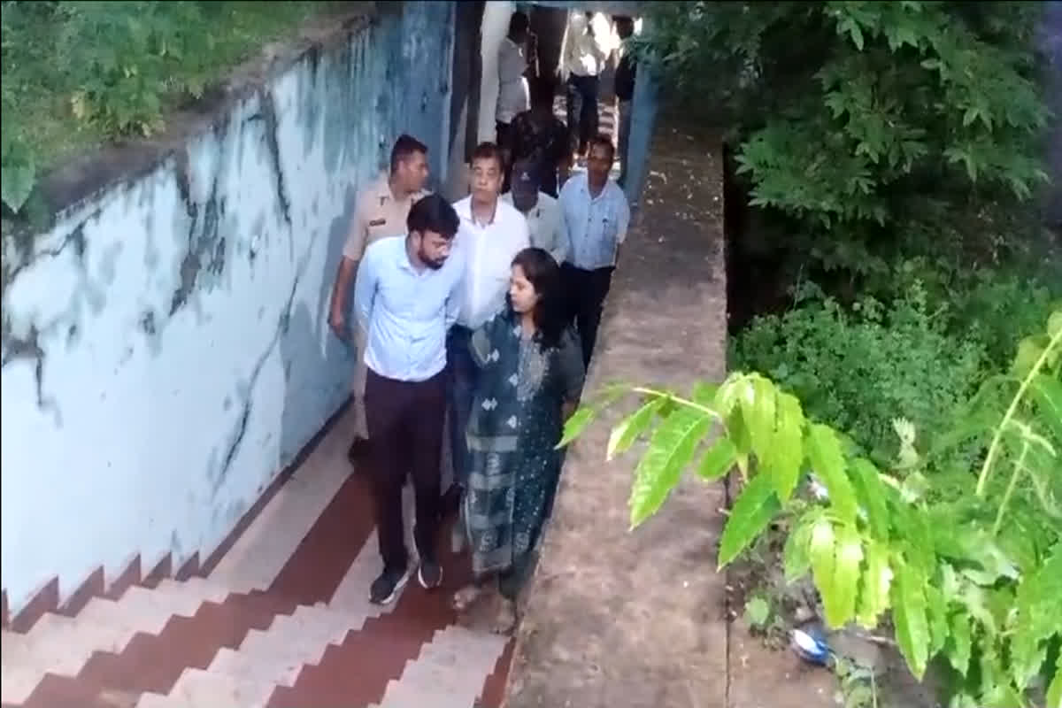 Coaching Classes in Basement: छत्तीसगढ़ के इस जिले में बेसमेंट में लग रही थी कोचिंग क्लास.. SDM ने की छापेमार कार्रवाई, कर दिया सील..
