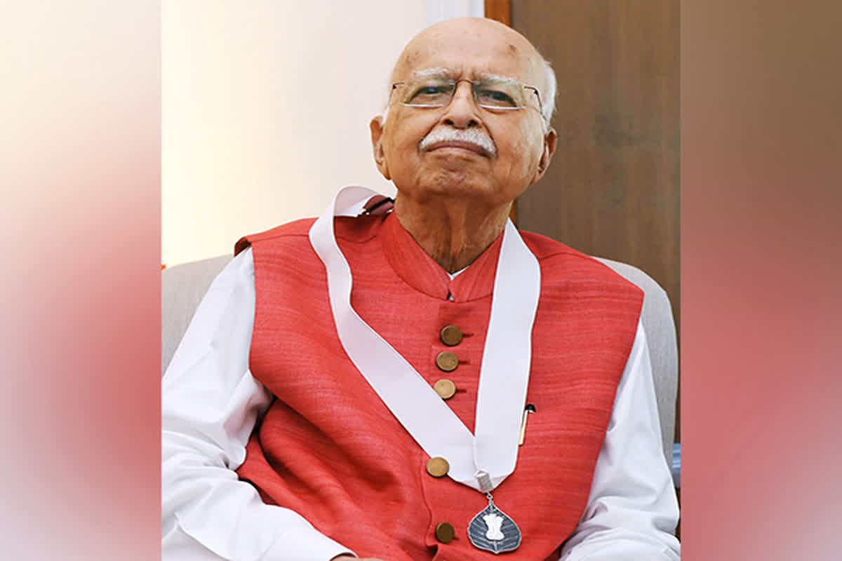 Lal Krishna Advani Health Update News: लालकृष्ण आडवाणी के स्वास्थ्य को लेकर आई बड़ी जानकारी, ICU में किया गया शिफ्ट, जानिए कैसी है हालत