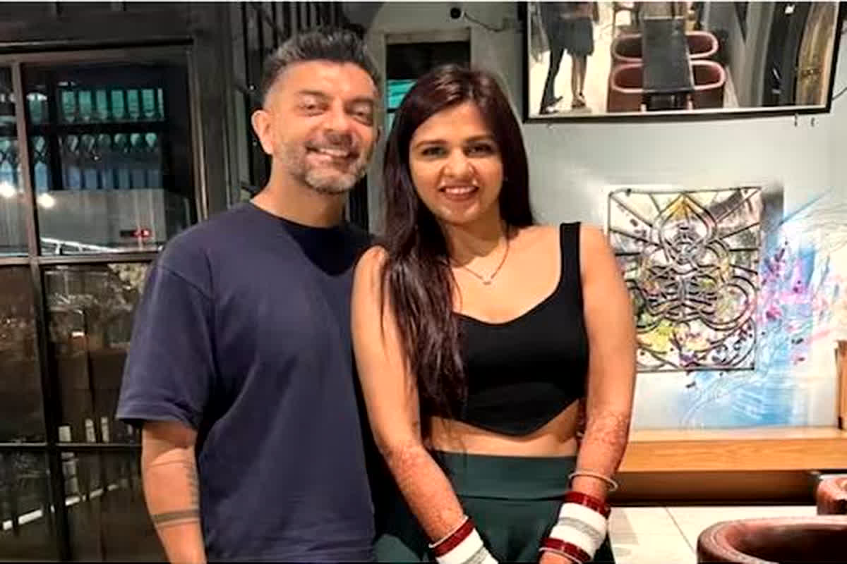 Dalljiet Kaur Recordsdata FIR Towards Husband