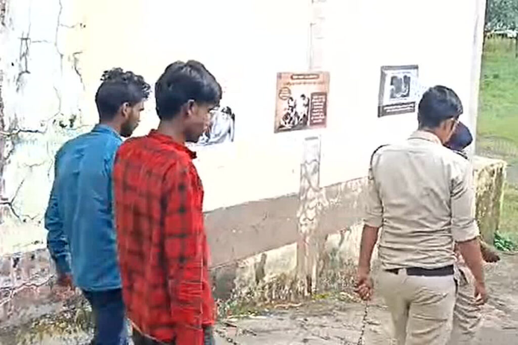 Bride Pole Open on Suhagrat