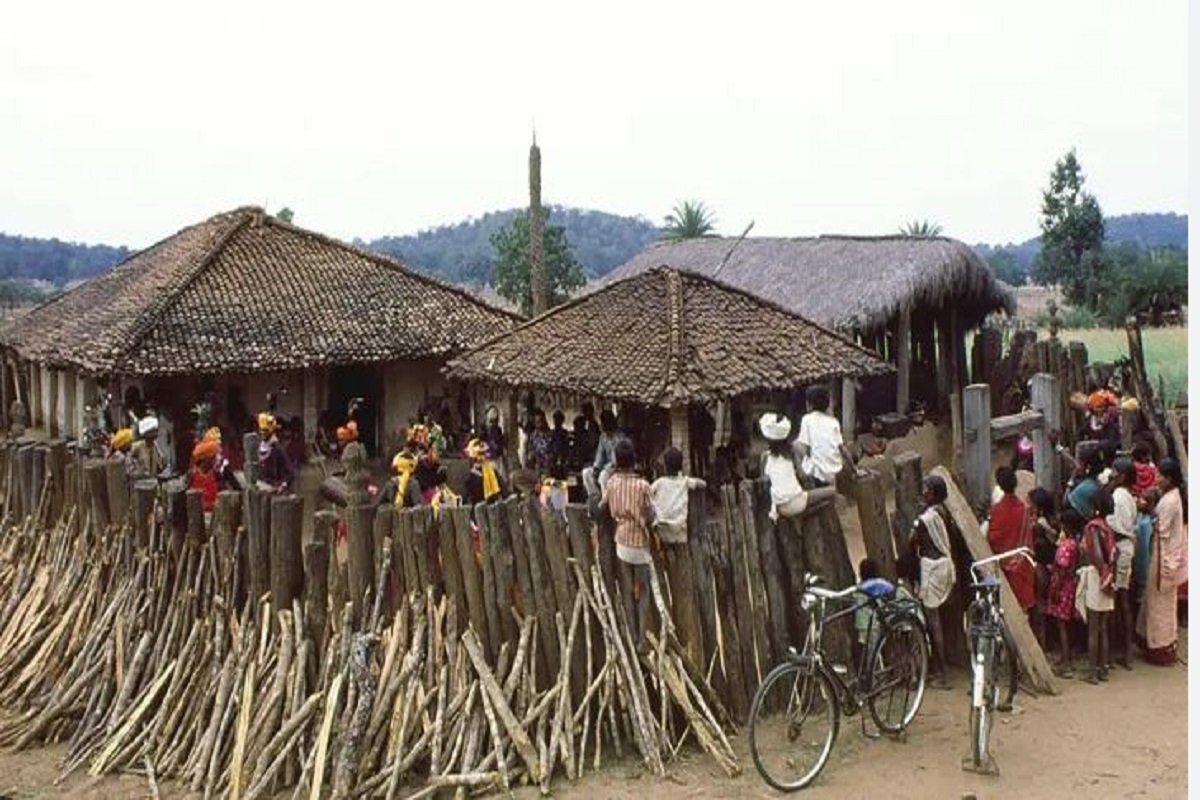 Indias Unique Wedding Rule: देश के इस क्षेत्र में पहले ‘लिव इन’ में रहता है कपल, फिर परिजन कराते हैं शादी! जानें