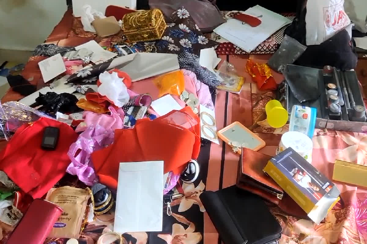 Gwalior News:  सालों ने तोड़ा जीजा का भरोसा, लाखों रुपए के सोने-चांदी के जेवर लेकर हुए फरार, ये है पूरा मामला