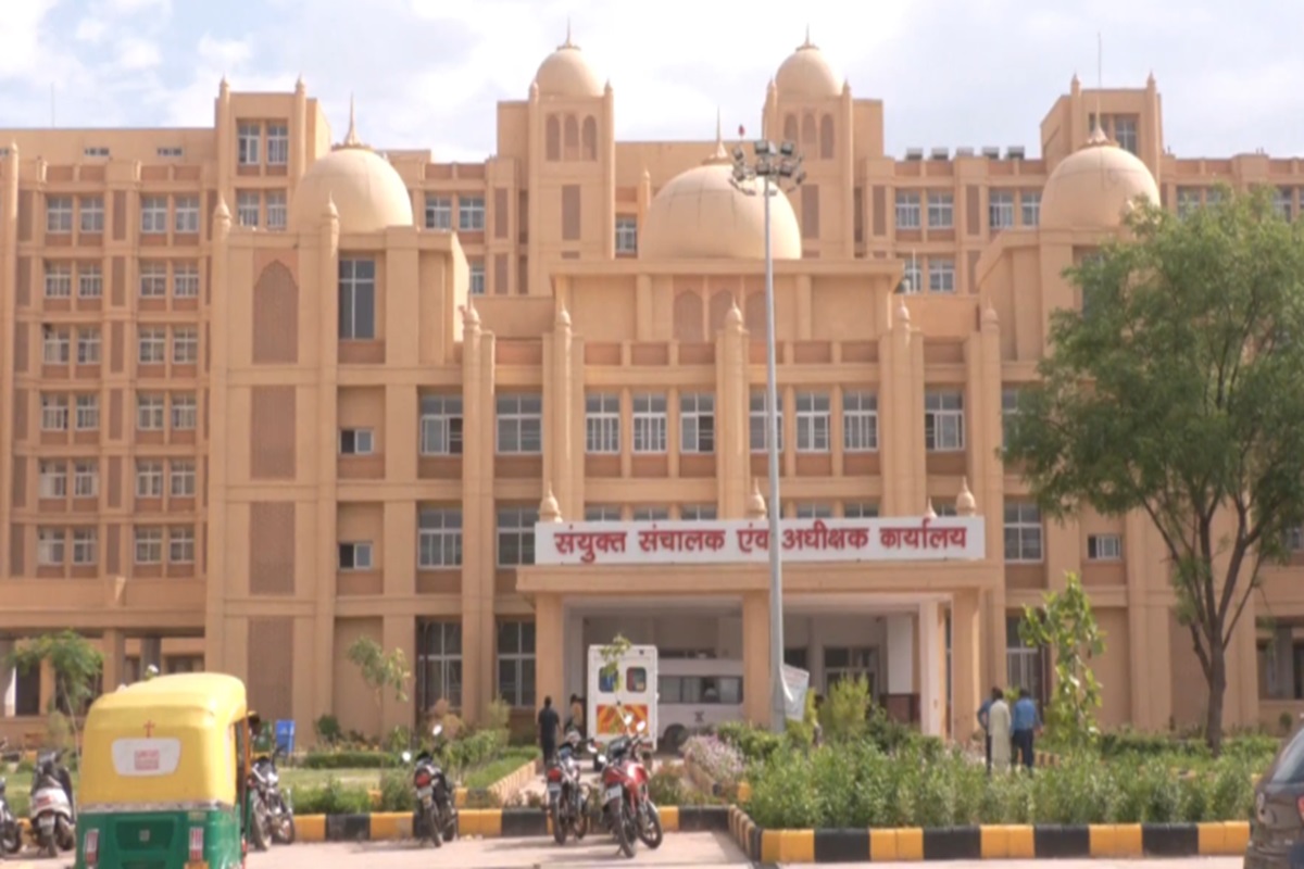 Gwalior News: कोलकाता घटना के बाद प्रदेश के इन मेडिकल कॉलेजों में एडवाइजरी जारी, संवेदनशील जगहों पर लगाए जाएंगे CCTV कैमरे, दिए निर्देश