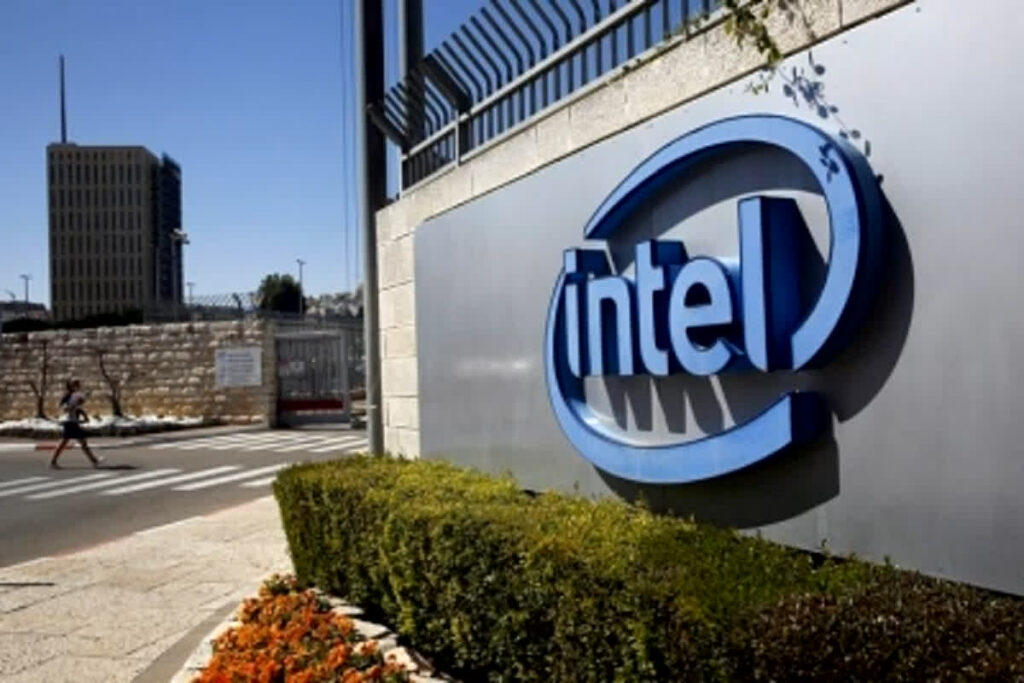 Intel Will Layoff Employees