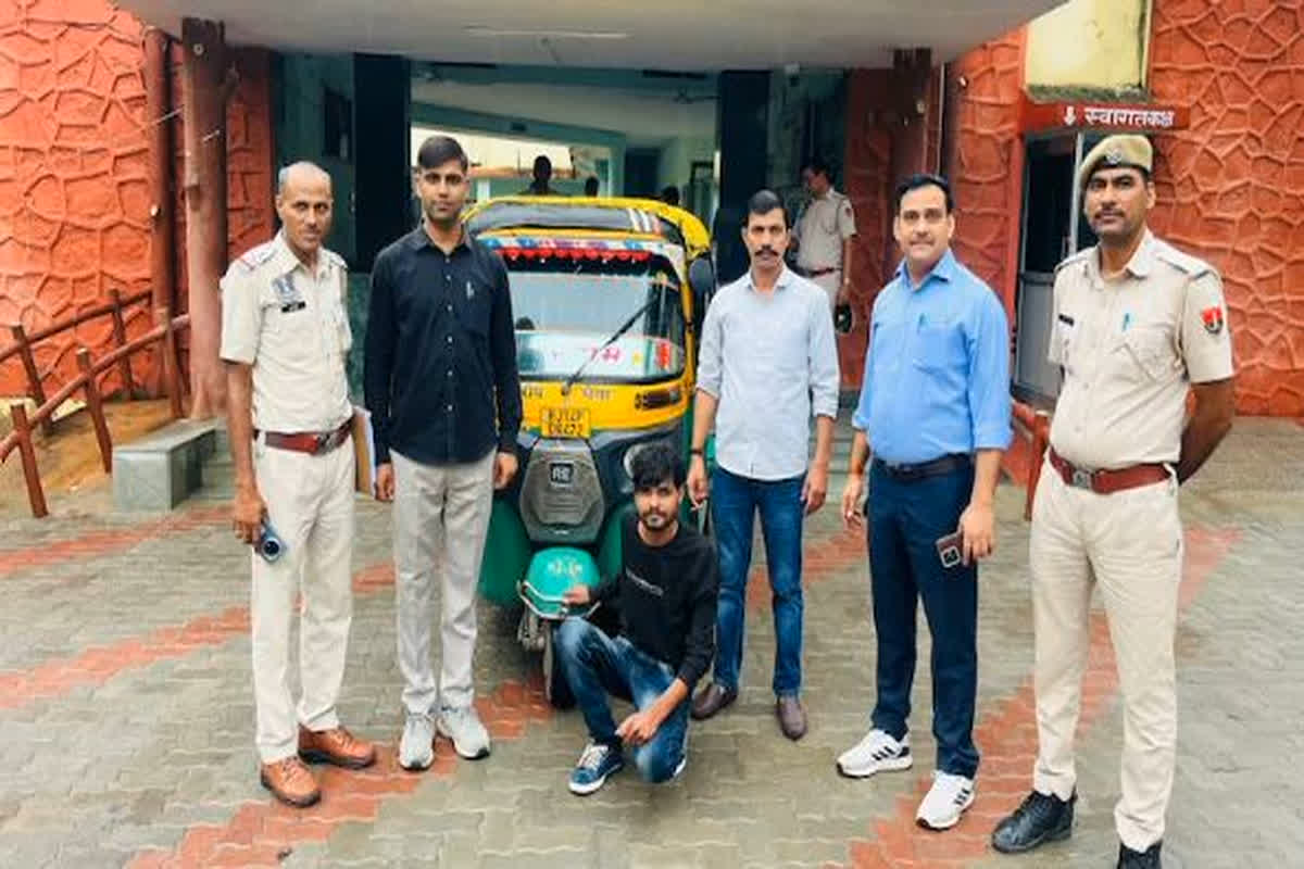 Jaipur Crime News : IAS की तैयारी कर रही छात्रा से दुष्कर्म की कोशिश, युवती ने चलते वाहन से कूदकर बचाई अपनी जान