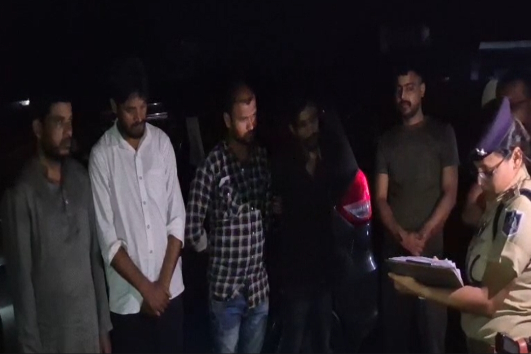 Jabalpur News : गांजा तस्करी करने वालों पर पुलिस की दबिश, चार आरोपियों को किया गिरफ्तार, लाखों में बताई गई कीमत