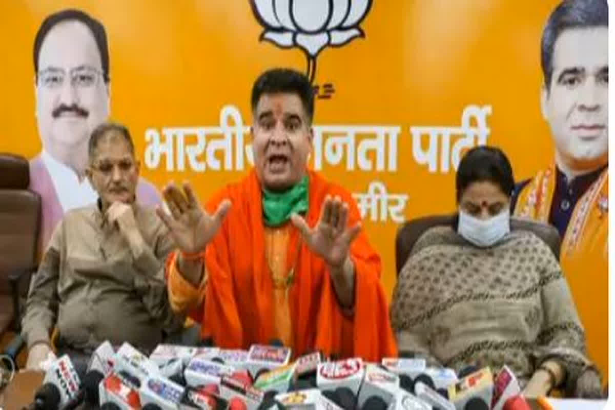 Jammu kashmir election 2024: चुनाव से पहले भाजपा नेताओं के बगावती सुर! प्रत्याशी नहीं बदलने पर परिणाम भुगतने की दी चेतावनी…