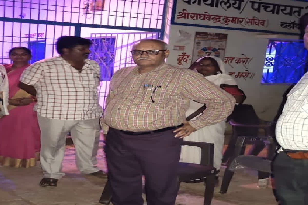 Lalitpur CMO Statement: ‘आदिवासी समाज के लोग गंदगी में रहते है..’, डायरिया से आदिवासी समाज के बच्चों की मौत पर सीएमओ ने दिया अमर्यादित बयान