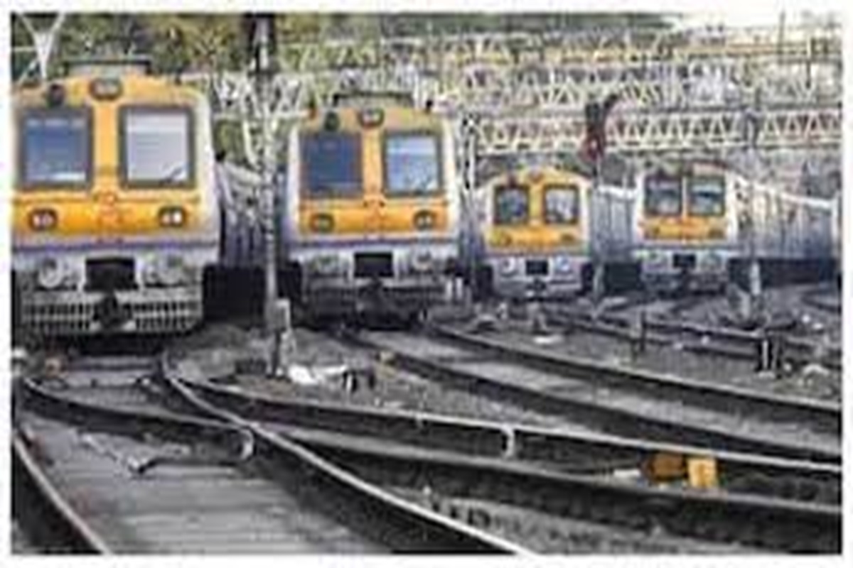 Mumbai Today Mega Block: पैसेंजर्स की बढ़ी मुश्किलें! माया नगरी में आज रहेगा मेगा ब्लॉक, कई लोकल ट्रेनें होंगी प्रभावित