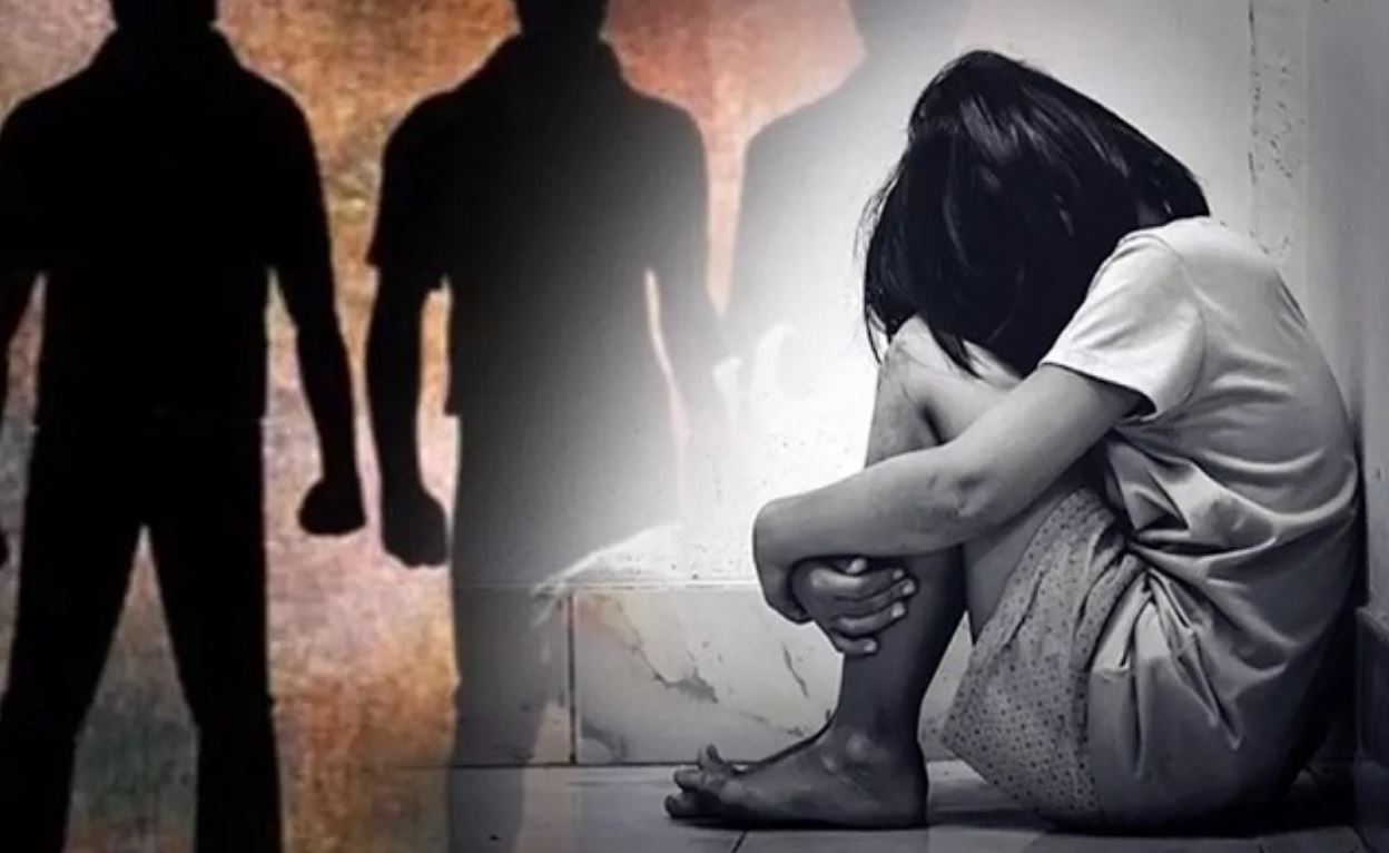 Gang rape of minor girl : सरकारी अस्पताल में 14 साल की किशोरी से गैंगरेप, मां से नाराज होकर घर से निकली थी नाबालिग