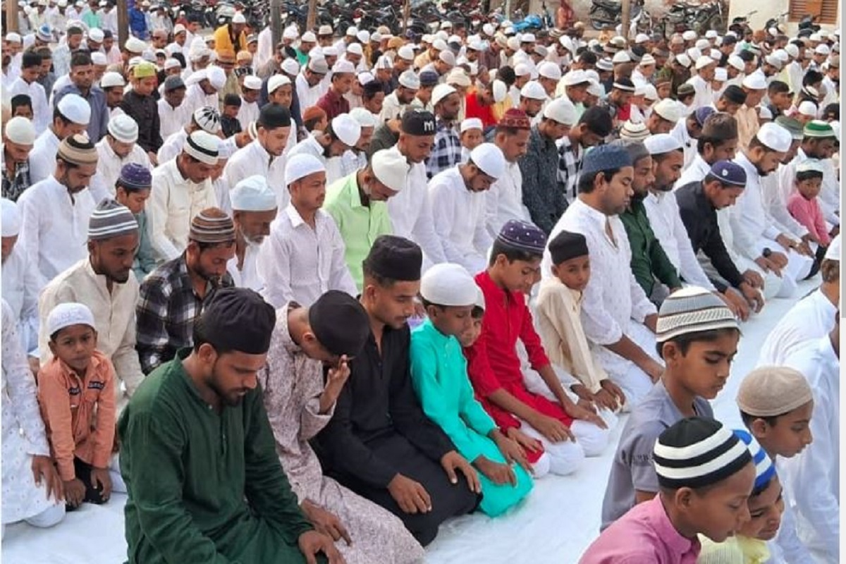 अब नहीं मिलेगा शुक्रवार को नमाज के लिए अवकाश, इस राज्य की विधानसभा ने लिया बड़ा फैसला