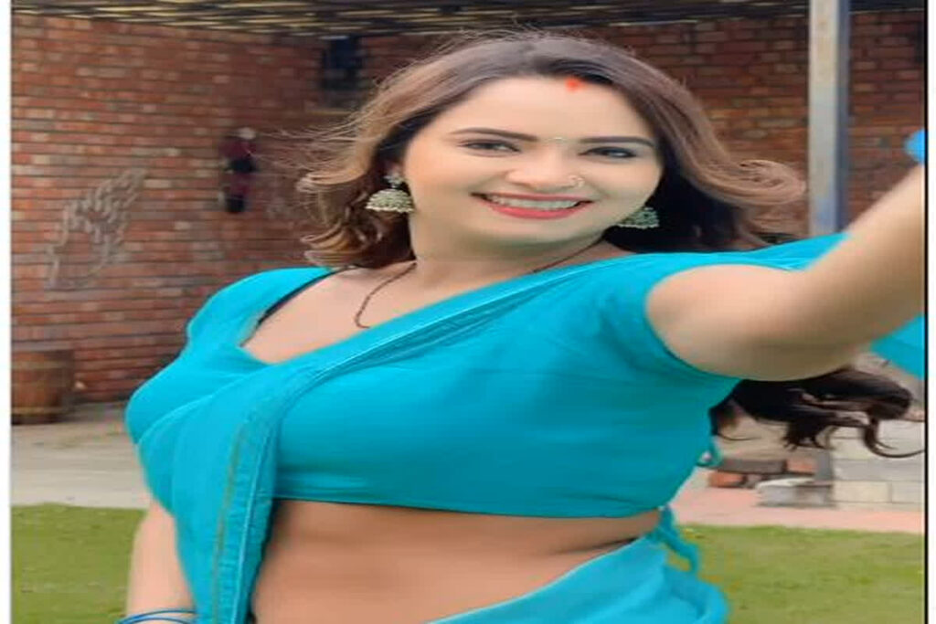 Neelam Giri Dance Video