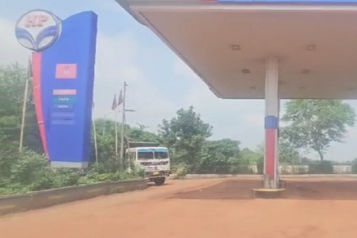 Raipur Crime News: राजधानी में बदमाशों के हौसले बुलंद, बटालियन के जवानों के साथ किया ऐसा काम, जानें किस वजह से दिया वारदात को अंजाम