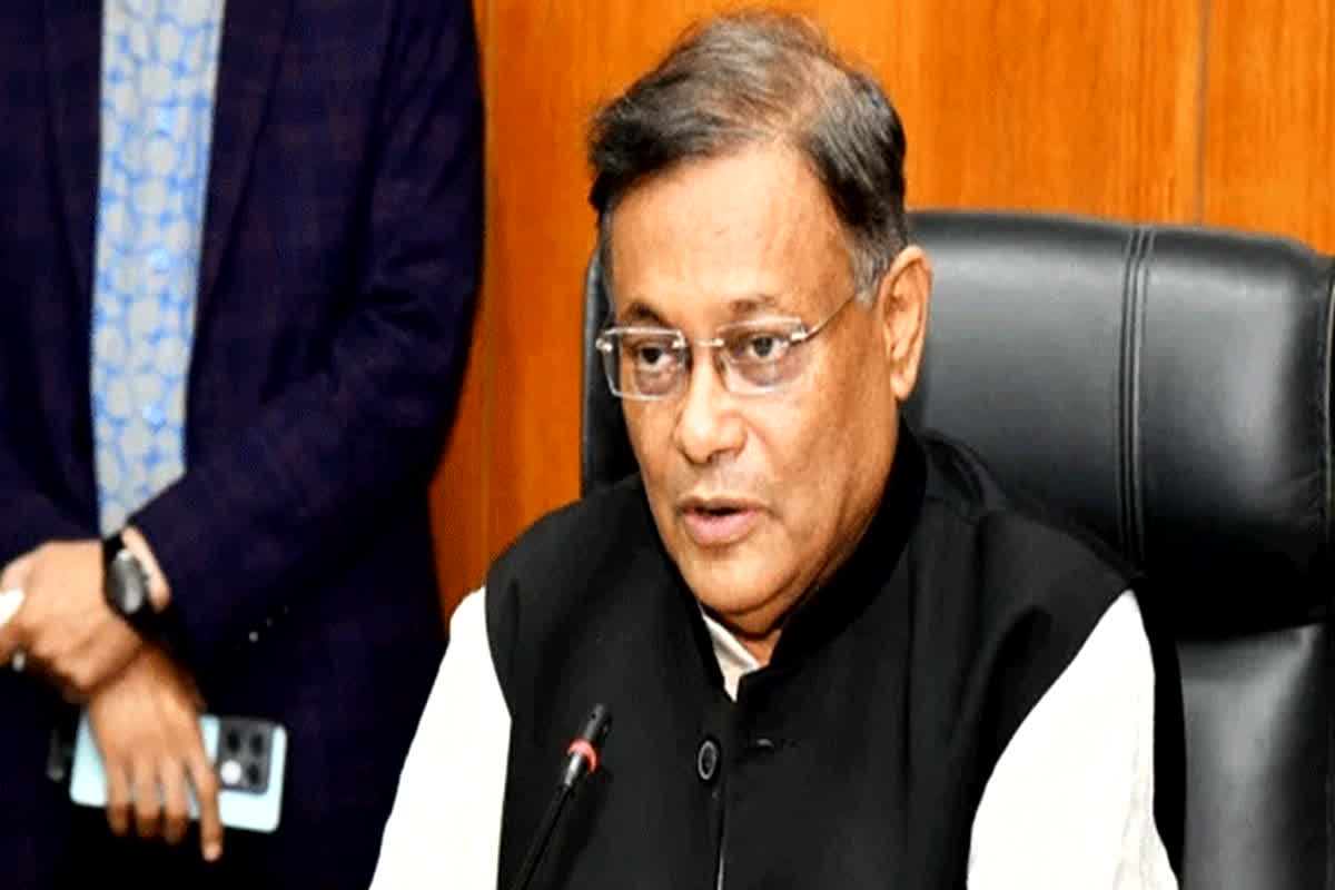 Bangladeh Crisis Latest Update: भाग गई प्रधानमंत्री पर फंस गए विदेश मंत्री.. एयरपोर्ट से लिए गये हिरासत में.. कोई अधिकारी नहीं छोड़ पायेगा अब बांग्लादेश, आदेश जारी..