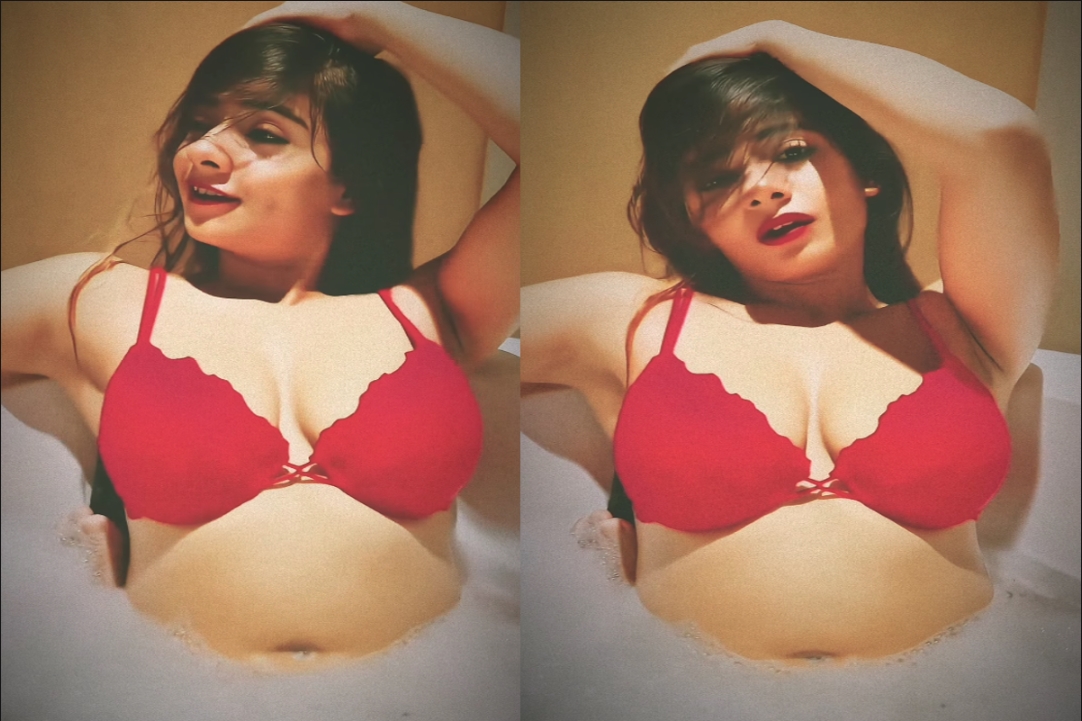 Sexy Video : बाथटब में भाभी..! कातिलाना अदाएं और हॉट फिगर देख छूटे लोगों के पसीने, सेक्सी वीडियो देख आपकी भी फटी रह जाएंगी आंखें