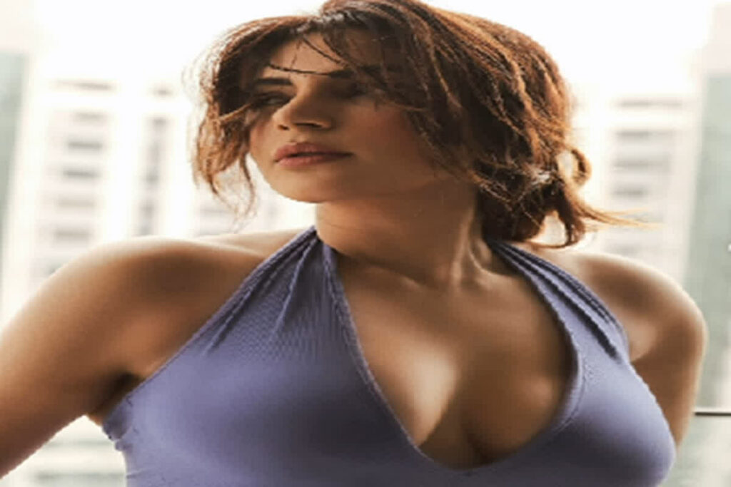 Shama Sikander Hot Pics