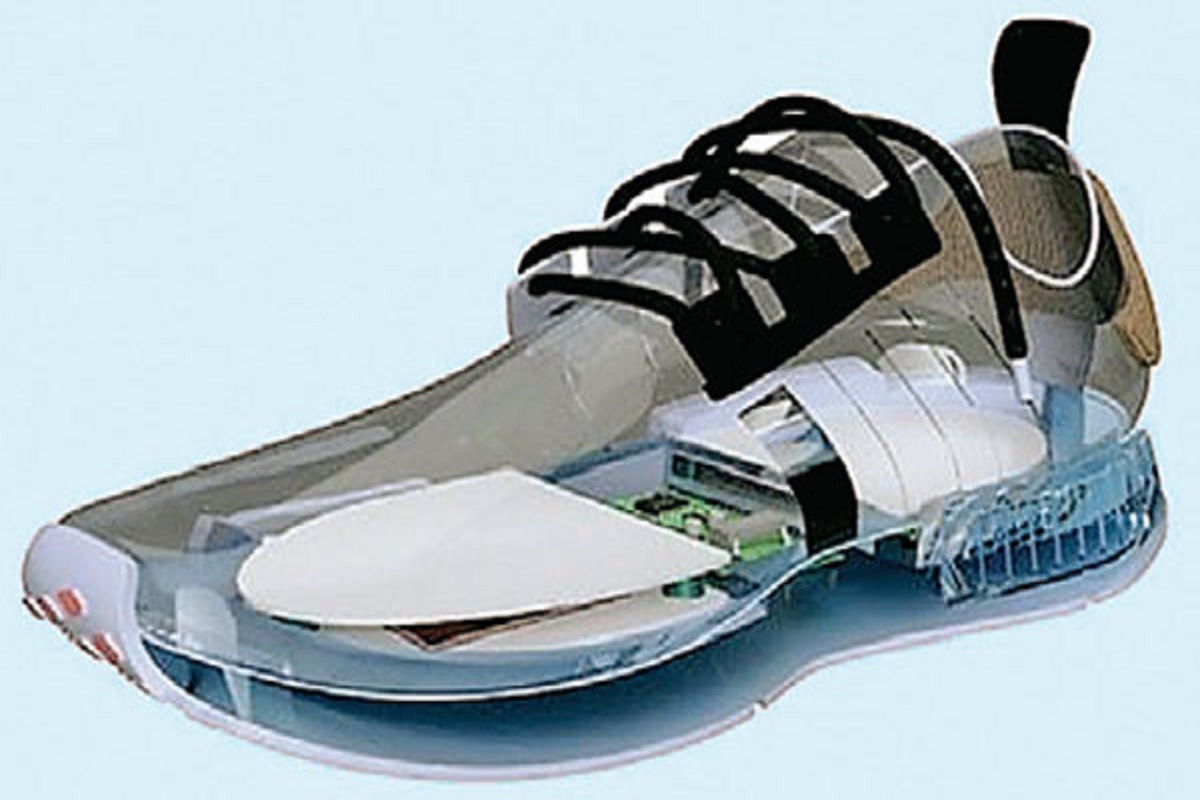 Electric Shoe: अब बिजली पैदा करेगा ये जूता, सैनिक के खो जाने पर लोकशन होगी ट्रैक, जानें कैसे