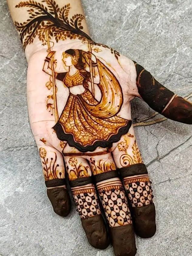 त्योहारों के सीजन में मेहंदी का अपना अलग ही महत्व होता है और यह महिलाओं भी काफी पसंद होता है।