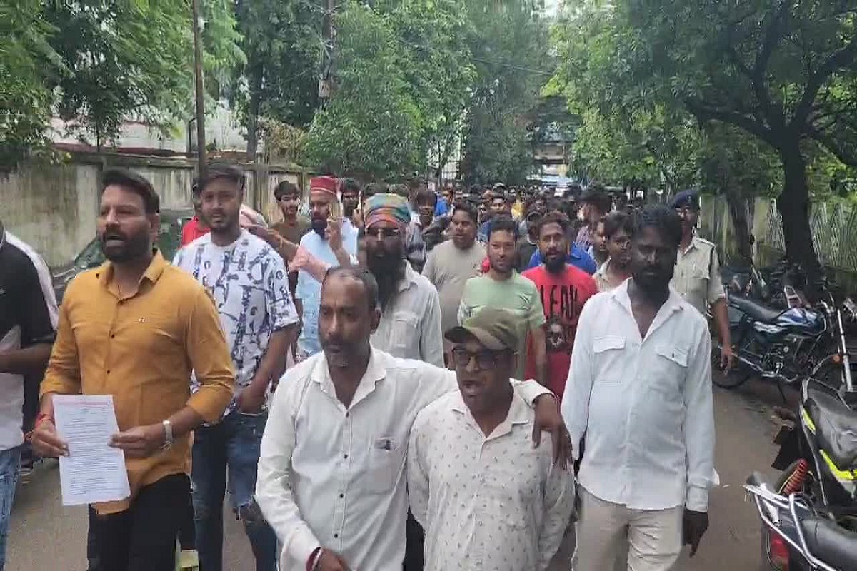 गणेश विसर्जन और ईद मिलादुन्नबी पर नहीं बजेंगे डीजे, धुमाल! साउंड यूनियन ने आदेश के खिलाफ खोला मोर्चा