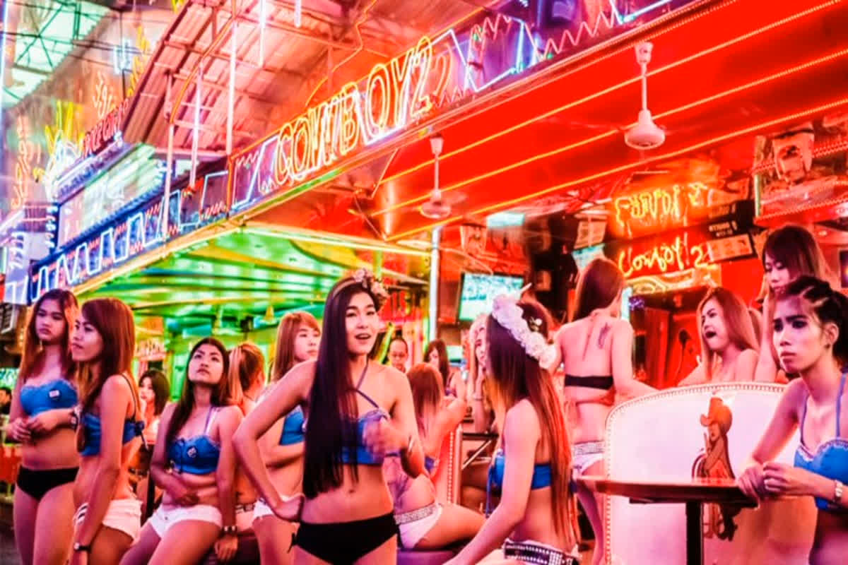 Popular Sex Tourism Destinations: इन देशों में खुलेआम होता है जिस्मफरोशी का व्यापार, ऐड देकर बुलाए जाते हैं कस्टमर