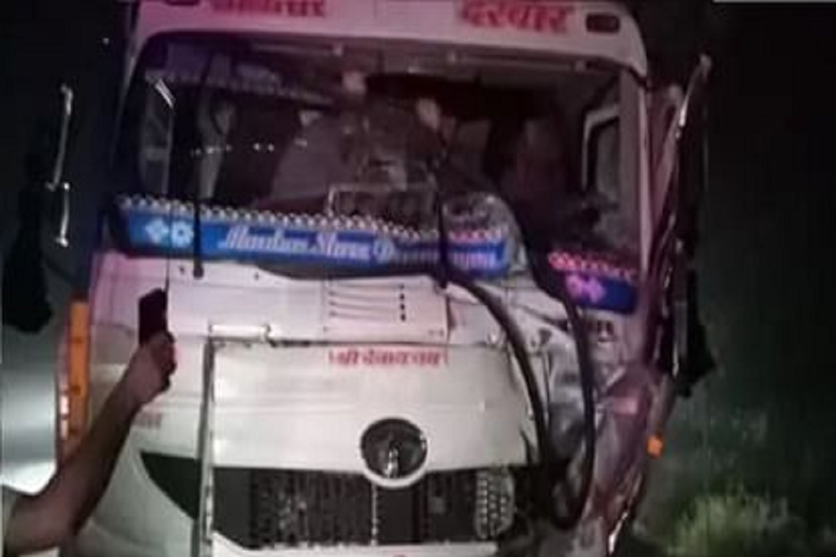 Haryana Jind Accident: तेज रफ्तार ट्रक ने टाटा-एस को मारी टक्कर, 7 श्रद्धालुओं की मौके पर मौत, 8 लोगों की हालत गंभीर