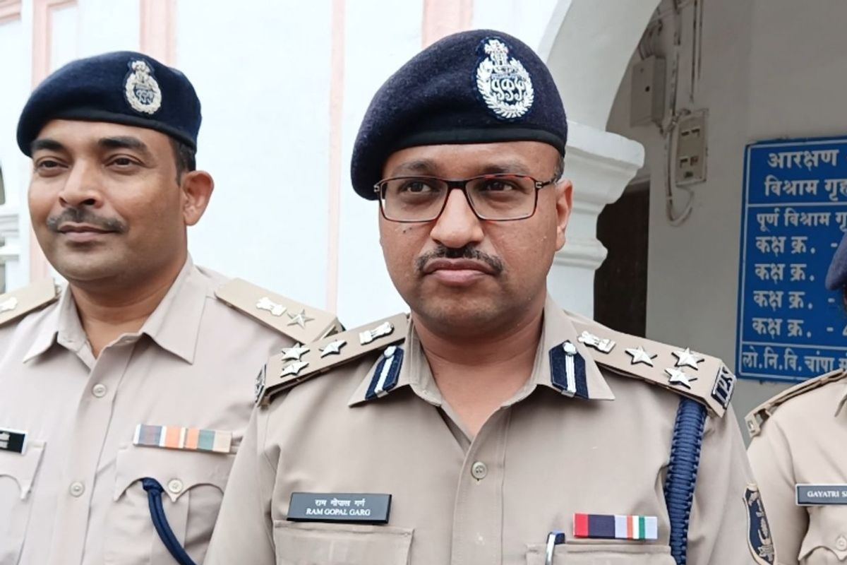 TI Pramod Sharma Suspended: चर्चित थाना प्रभारी प्रमोद शर्मा निलंबित.. जिससे हुई थी 33 लाख रुपये की ठगी उसी से वसूली के फिराक में थी पुलिस, IGP ने की कार्रवाई