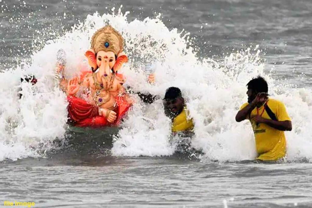 8 died by drowning during Ganpati immersion