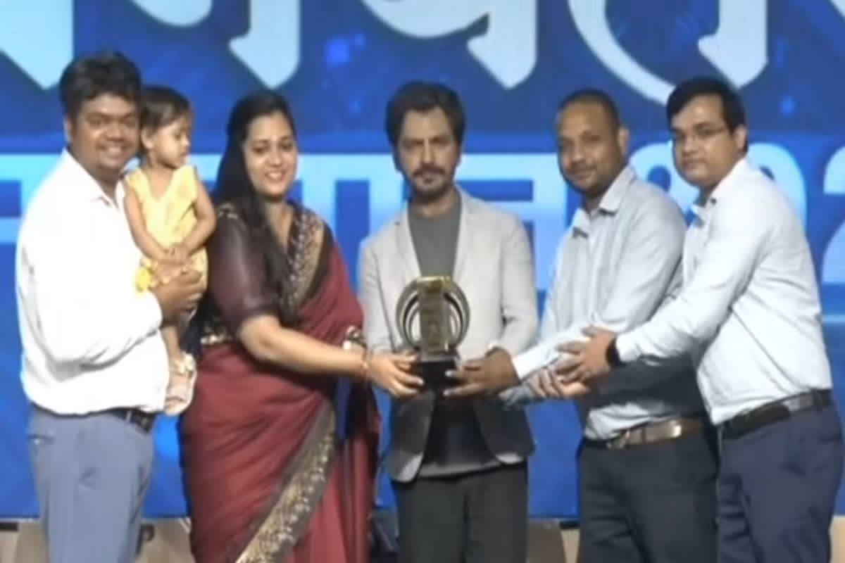 #Dhanwantari Samman 2024 : करुणा श्री कैंसर हॉस्पिटल में मिलती है बेहतरीन इलाज की सुविधा, IBC24 ने धनवंतरी सम्मान से किया सम्मानित