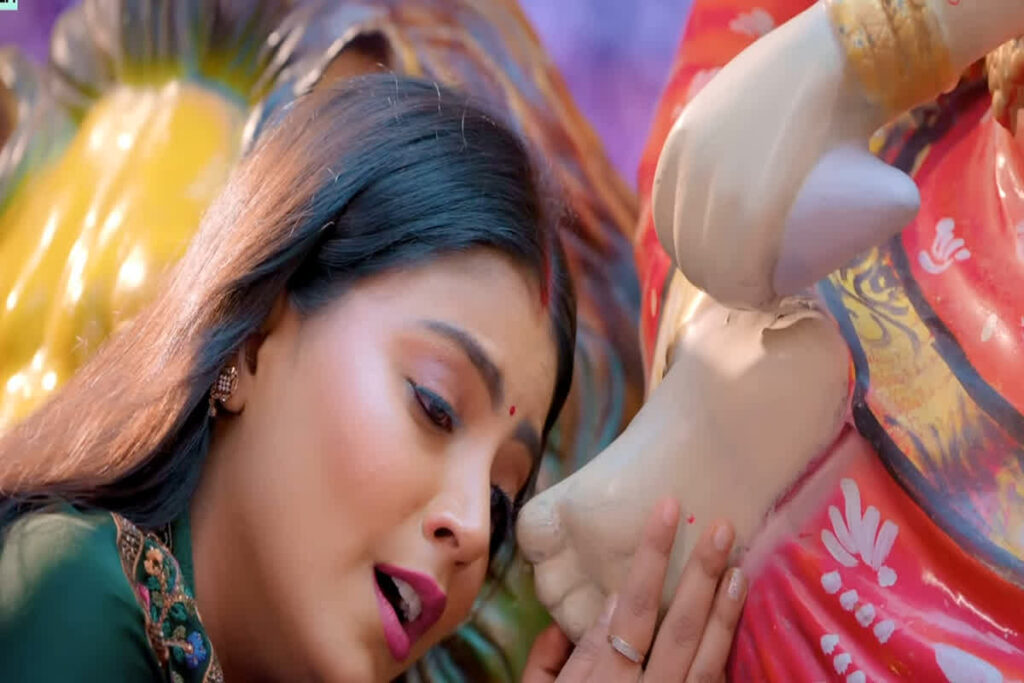 Priyanka Singh Devi Geet Bhojpuri Video Song