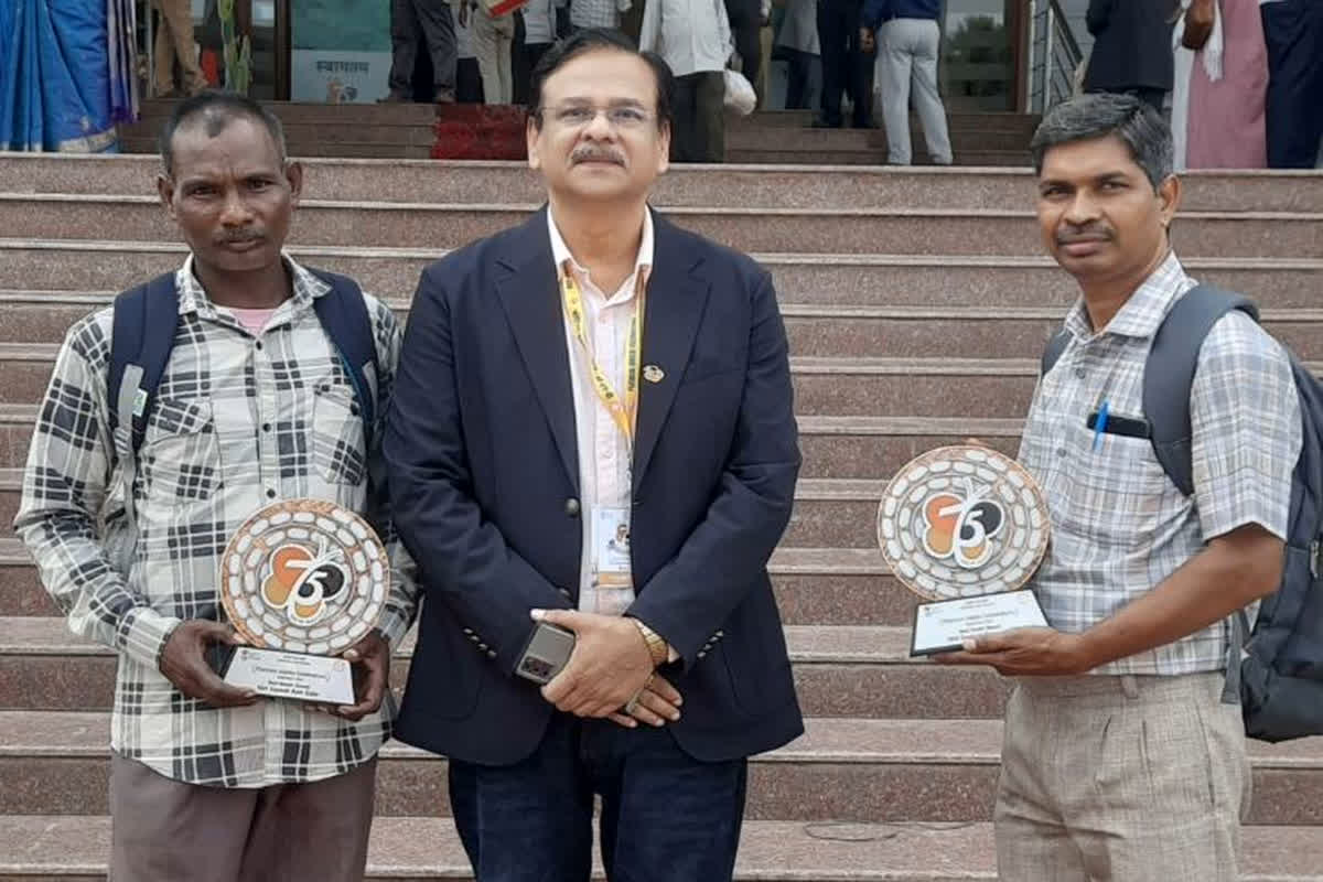 Chhattisgarh Honoured with National Award : रेशम पालन के क्षेत्र में छत्तीसगढ़ को बेस्ट एचिवर अवार्ड, राष्ट्रीय पुरस्कार मिलने पर सीएम साय ने किसानों को दी बधाई
