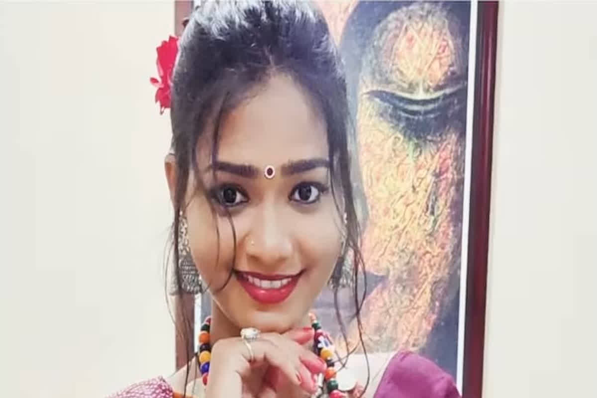 Sambalpuri Singer Rukhsana Dies: 27 साल की फेमस सिंगर का निधन, शूटिंग के दौरान हुई थीं बीमार, परिजनों ने लगाया जहर देकर मारने का आरोप