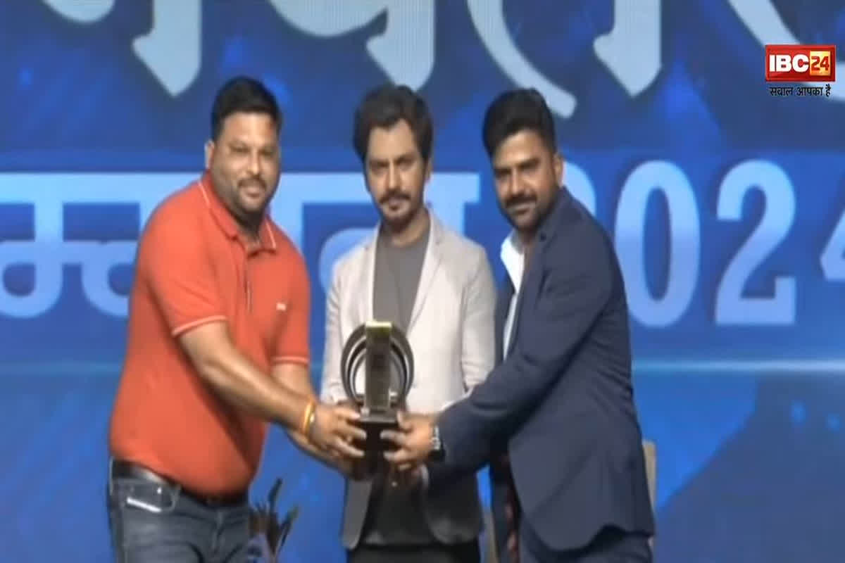 #DhanwantariSamman2024 : स्वास्थ्य के क्षेत्र में उत्कृष्ट कार्यों के लिए SRPR मल्टी स्पेशिलिटी हॉस्पिटल ने बनाई पहचान, IBC24 ने धनवंतरी अवार्ड से किया सम्मानित