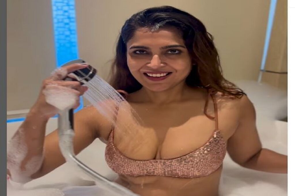 Tanya Chaudhary Bathing Video Viral News तान्या चौधरी का नहाते हुए वीडियो वायरल जानें इस हॉट वीडियो की पूरी खबर!