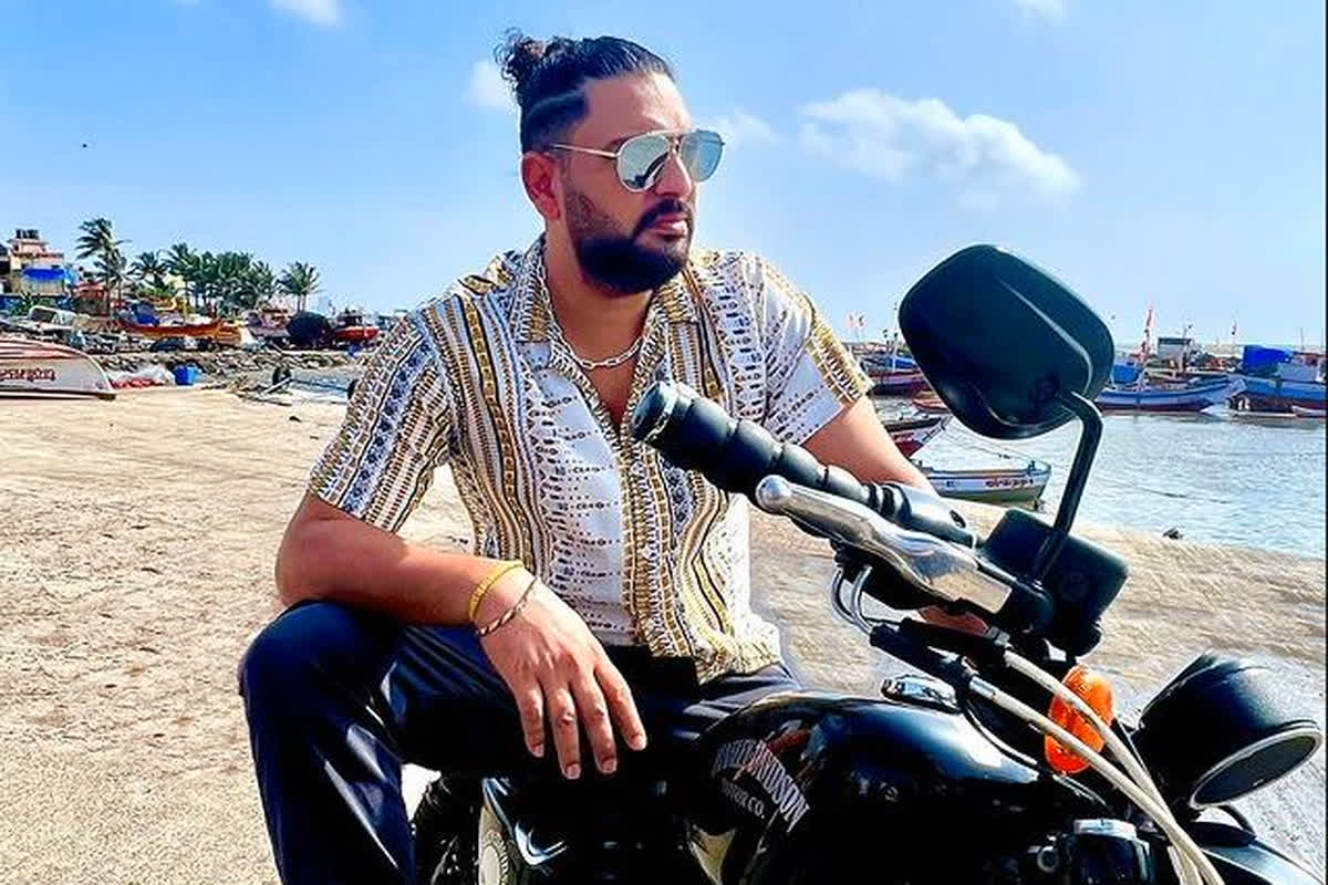 Yuvraj Singh With Bollywood Actress in Hotel: बॉलीवुड एक्ट्रेस से मुलाकात के बाद होटल के कमरे से ऐसी हालत में निकले युवराज सिंह, खुद किया खुलासा, कौन थी वो?