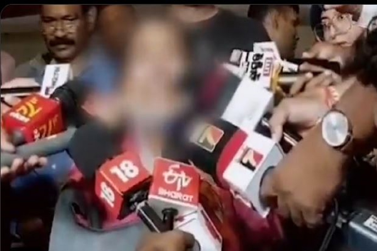 पुलिस वाले ने मेरी ब्रा उतार कर ब्रेस्ट में मारा, मेरी पैंट उतारी और अपना प्राइवेट पार्ट.., आर्मी अफसर की मंगेतर ने रोकर सुनाई आपबीती