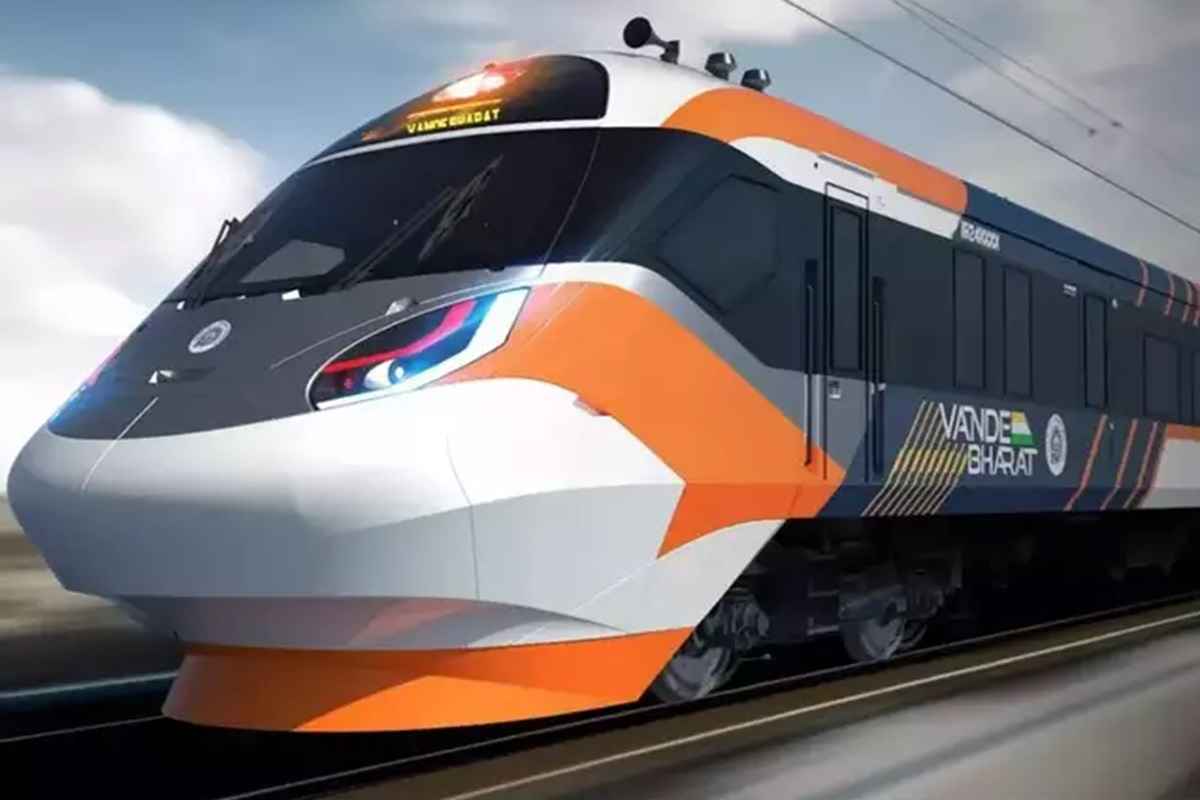 Vande Bharat Sleeper Interior: फ्लाइट से कम नहीं वन्दे भारत स्लीपर का इंटीरियर.. सामने आया पहला लुक, आप भी कहेंगे ‘वाह’.. देखें तस्वीरों में