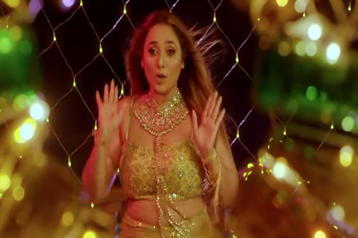 Bhojpuri Rani Chatterjee Sexy Video : रानी चटर्जी ने मचाया गदर.. हॉटनेस से बढ़ाया इंटरनेट का पारा, वीडियो देख छूट जाएंगे पसीने