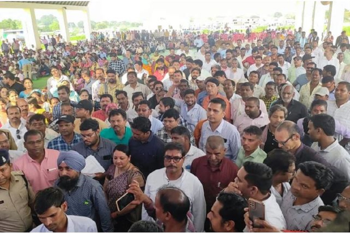 समायोजित किए जाएंगे छत्तीसगढ़ के ये कर्मचारी! सरकार को दिया 15 से 20 दिनों का अल्टीमेटम