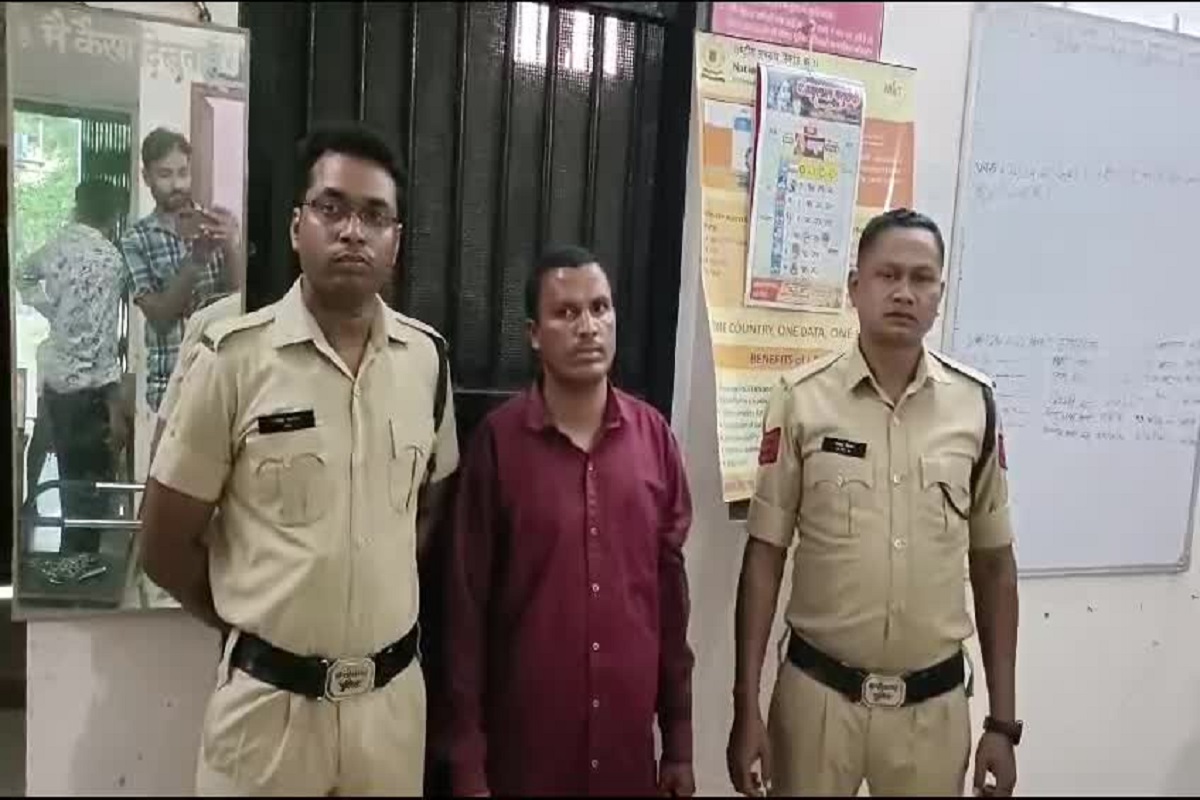 ये बच्चा तुम्हारा नहीं हैं…ये सुनते ही पति ने गर्भवती पत्नी को टंगिया मारकर उतारा मौत के घाट