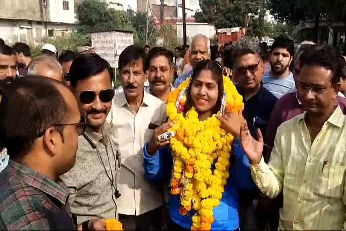 World Pencak Silat Championships: एशियन वर्ल्ड पेंचक सिलाट चैंपियनशिप में जिले की बेटी ने लहराया जीत का परचम, स्वर्ण पदक जीतकर बढ़ाया देश का मान